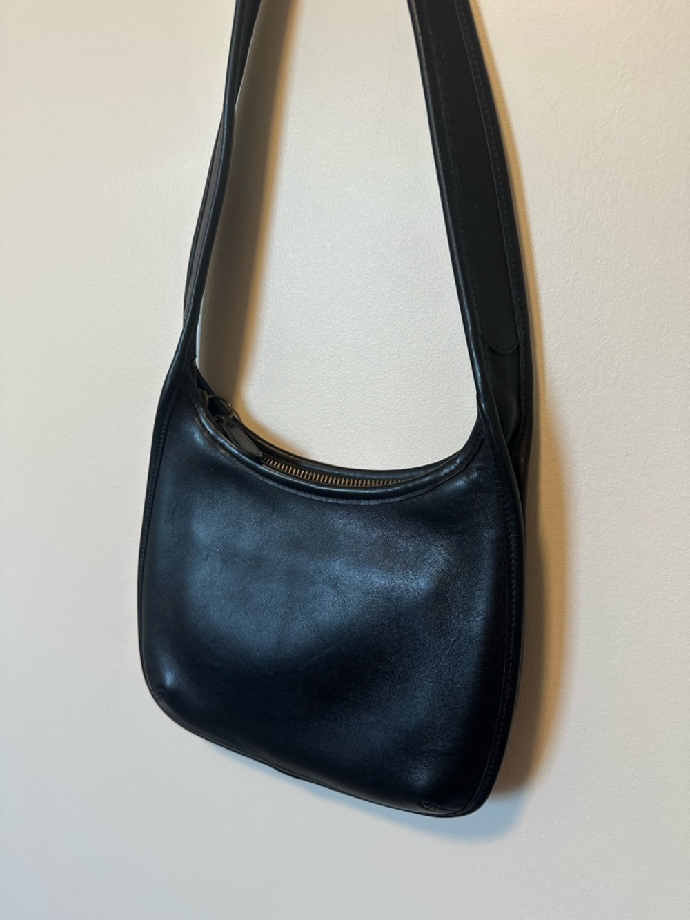 Coach Black Leather Vintage Mini Ergo - Picture 3 of 11